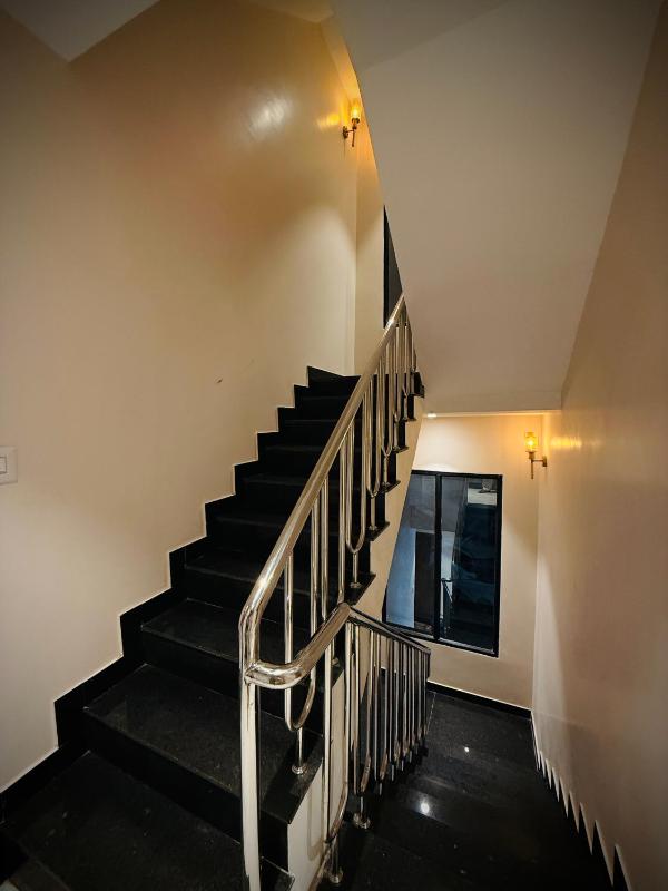 Hotel Hira Palace - image 19