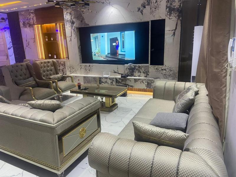 Self Compound Detached Cozy 3BR Osapa Lekki - image 5