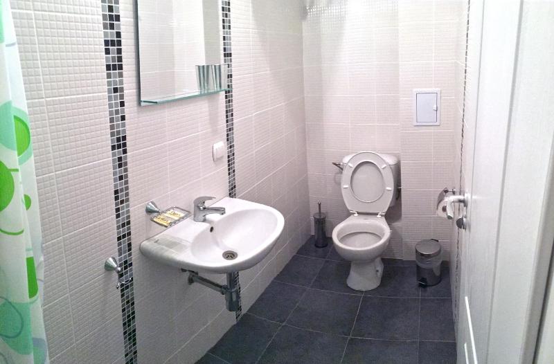 Deluxe Double or Twin Room image 3