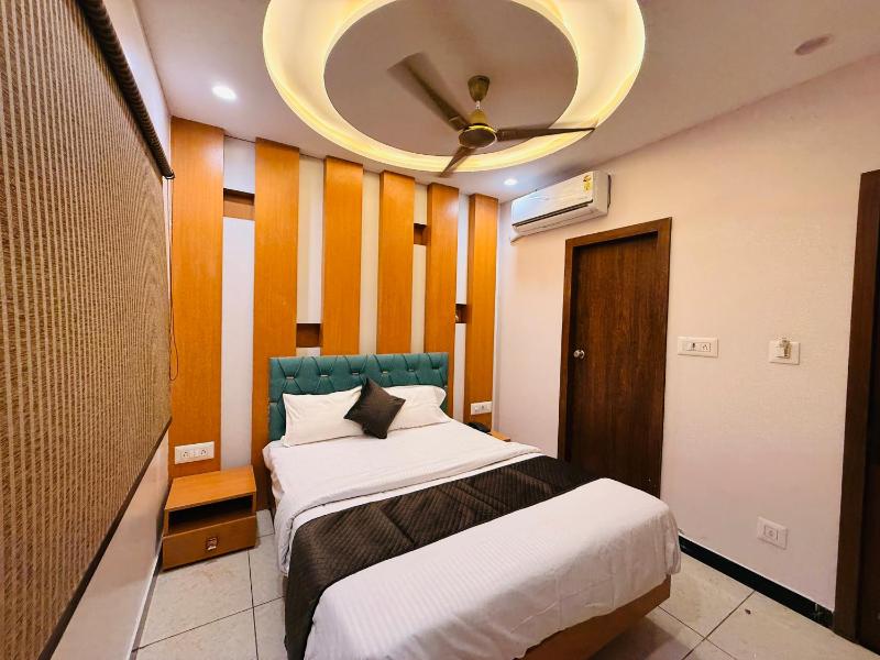 Hotel Hira Palace - image 34