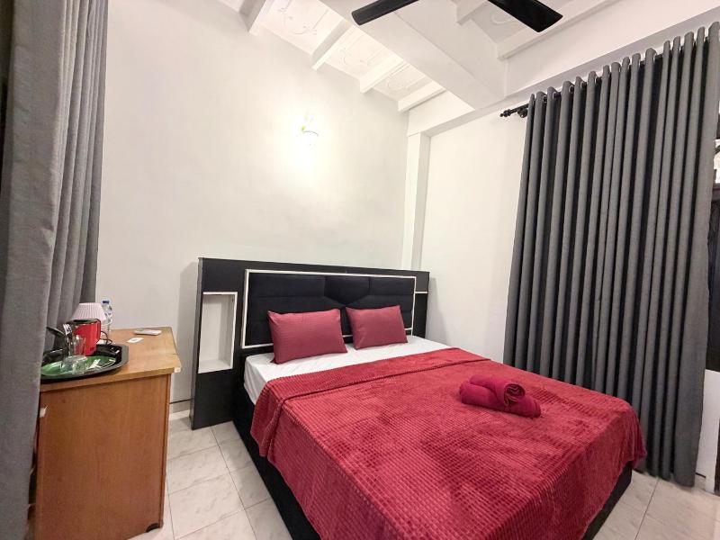 Home Stay Residence - Near Airport - image 13