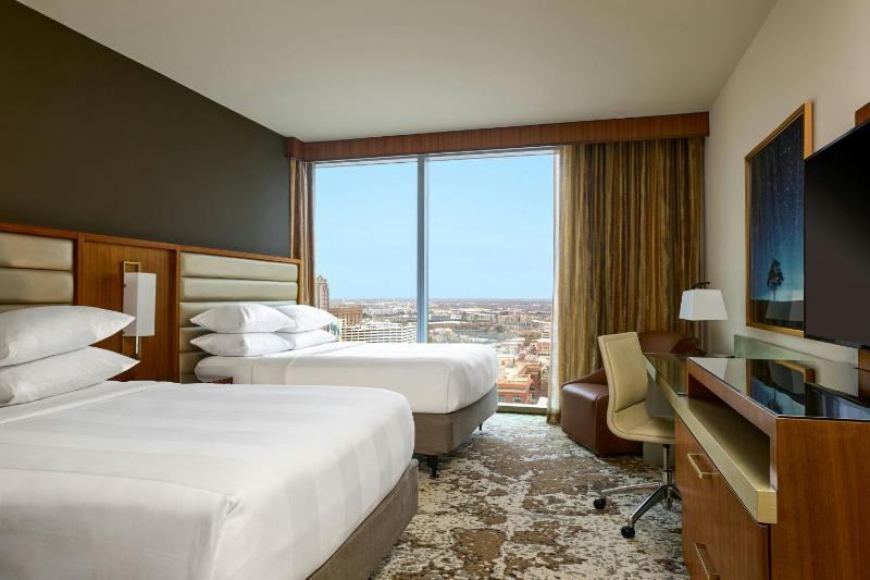 Marriott Marquis Houston - image 39