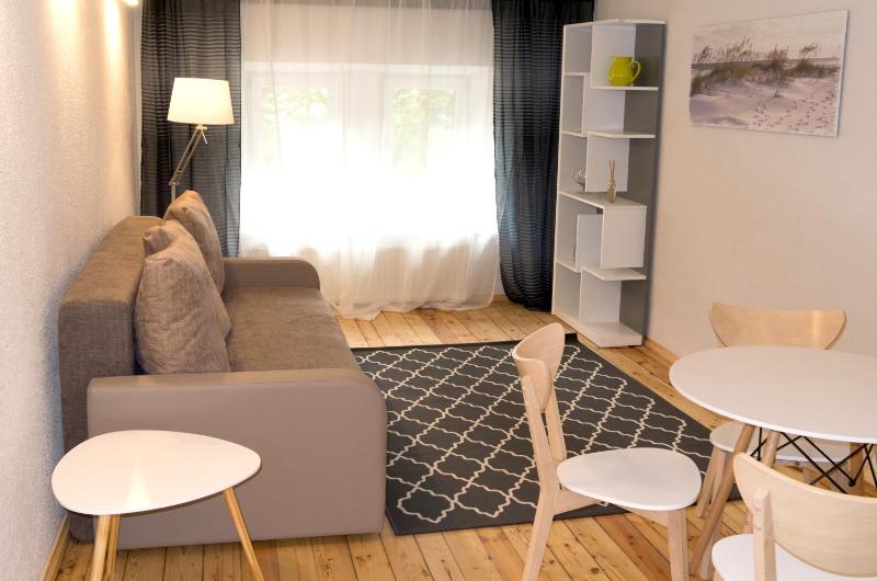 Stylish Art Nouveau Apartment near Old Town - image 12
