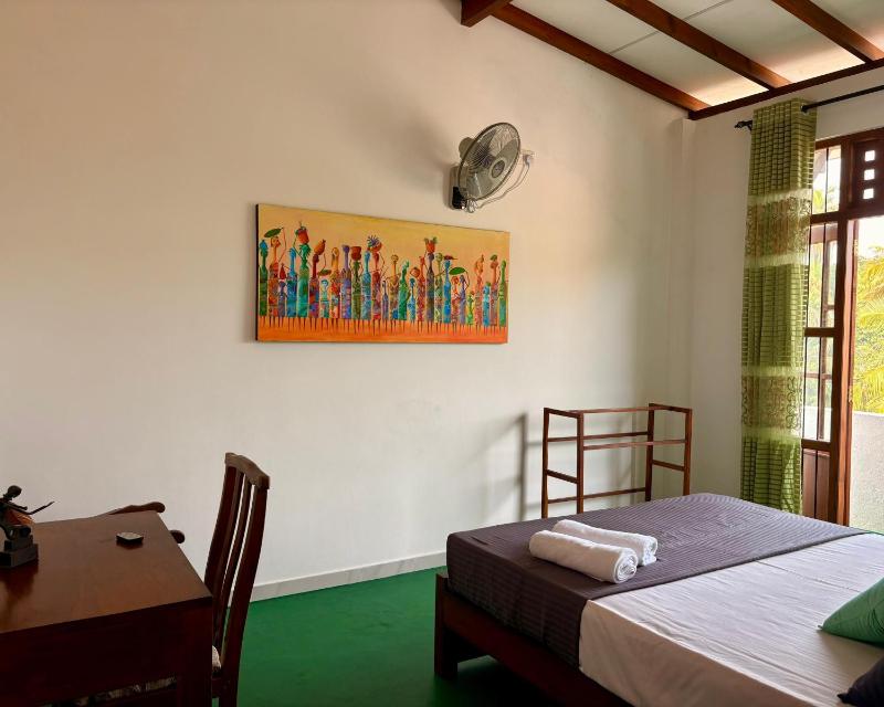 Browns Hill Bliss - image 8