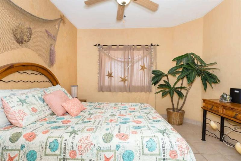 Stunning Views in 2nd Level Condo Princesa B-203 - image 9
