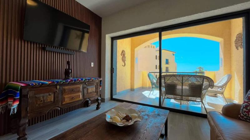 Gorgeous Third-Level Condo Princesa D-308 - image 33