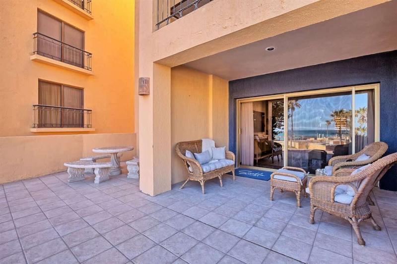 Ground Level Condo near Pool Princesa B-101 - image 35