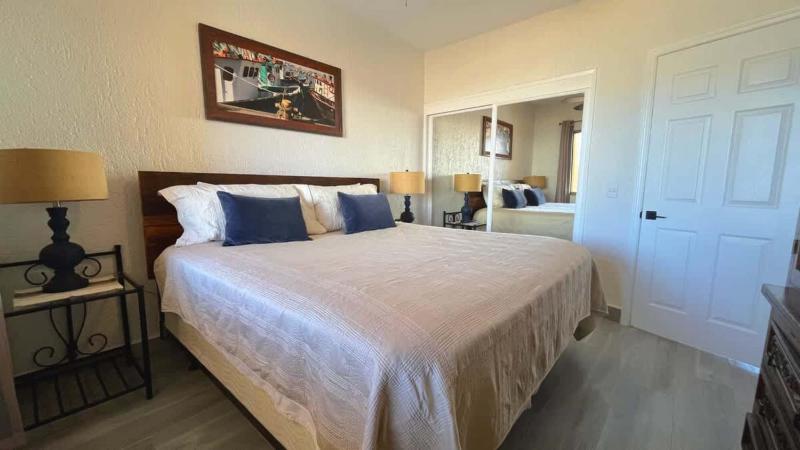 Gorgeous Third-Level Condo Princesa D-308 - image 24