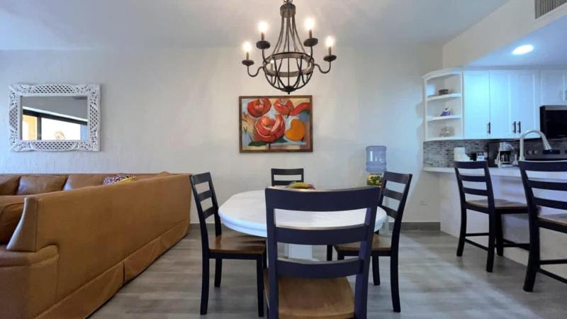 Gorgeous Third-Level Condo Princesa D-308 - image 7