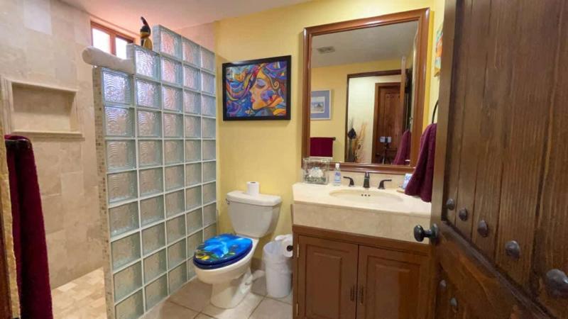 Cozy Condo on Sandy Beach Resort Princesa C-408 - image 22