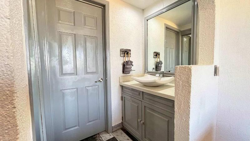 Cozy Sandy Beach Condo Pool Princesa A-302 - image 21