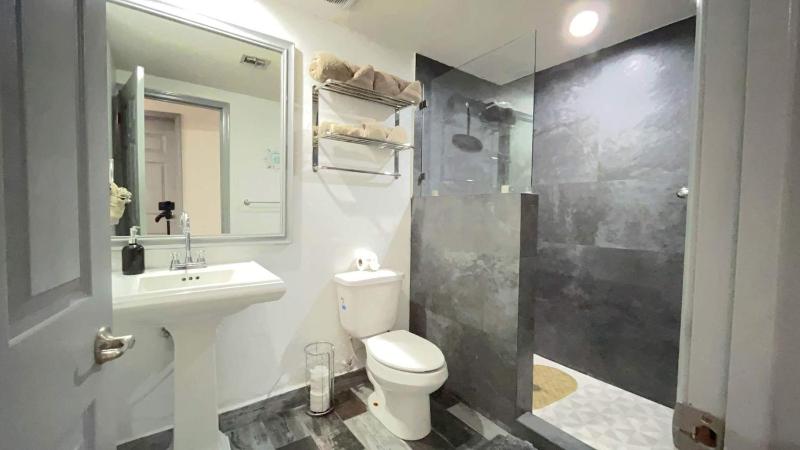 Cozy Sandy Beach Condo Pool Princesa A-302 - image 26
