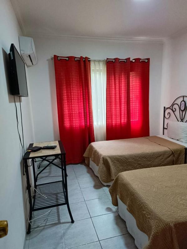 HERMOSO Dpto EN COMPLEJO BUGANVILLAS - image 15