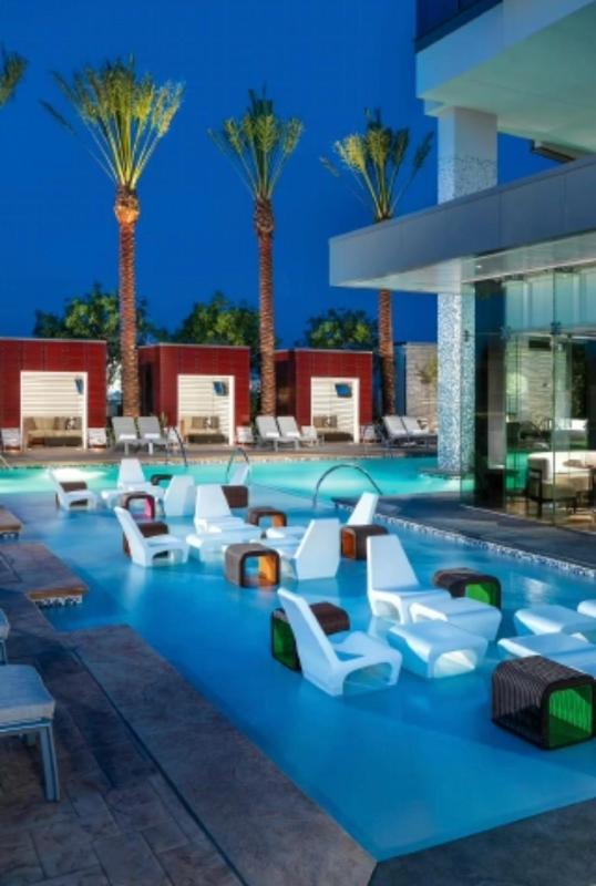 Justin's at Palms Place - image 2