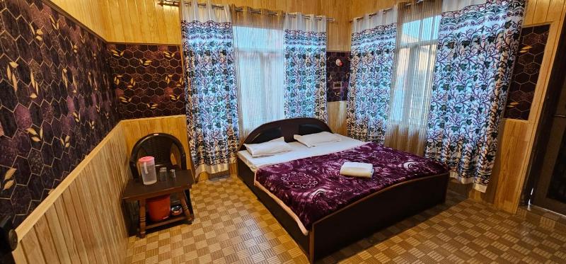 Hotel First Kashmir - image 4