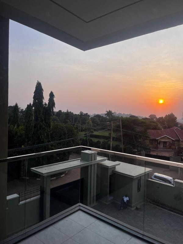 Apartment in Kampala-Power Backup Generator- No City Noise -Free Wifi & parking -Easy Access - image 2