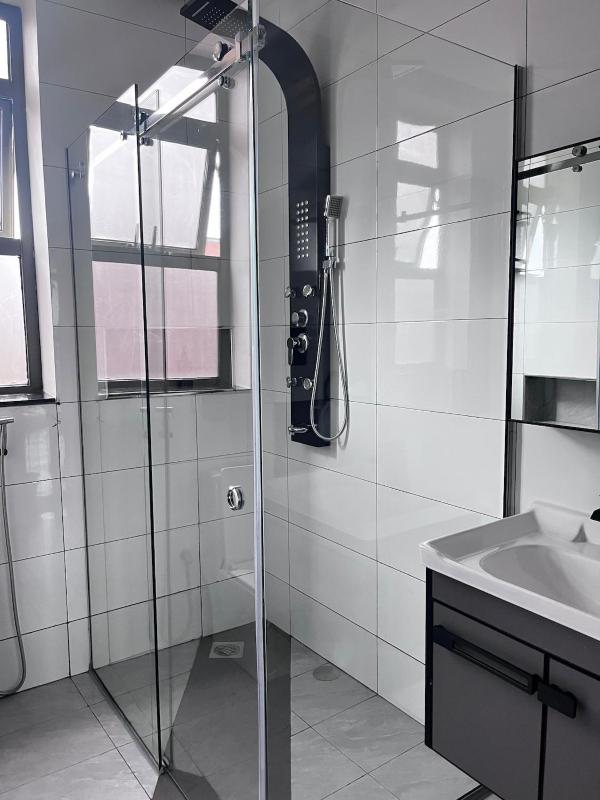 Apartment in Kampala-Power Backup Generator- No City Noise -Free Wifi & parking -Easy Access - image 13