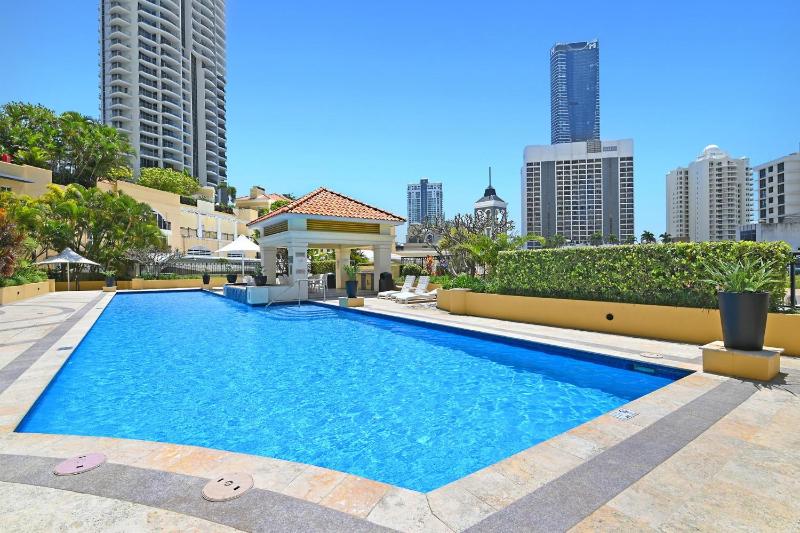 Apt 3082 - Chevron Towers - Surfers Paradise - image 5