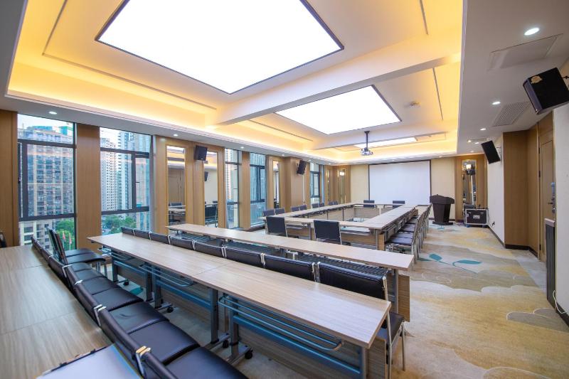 Zhangjiajie Heaven Landscape Hotel - image 20