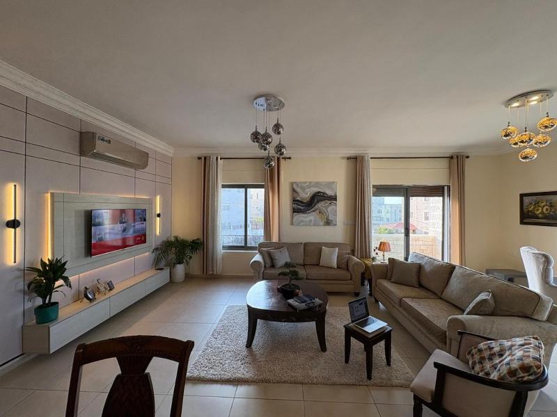 Home away from home with a Beautiful Balcony View 3 bedrooms 2 bathrooms - image 10
