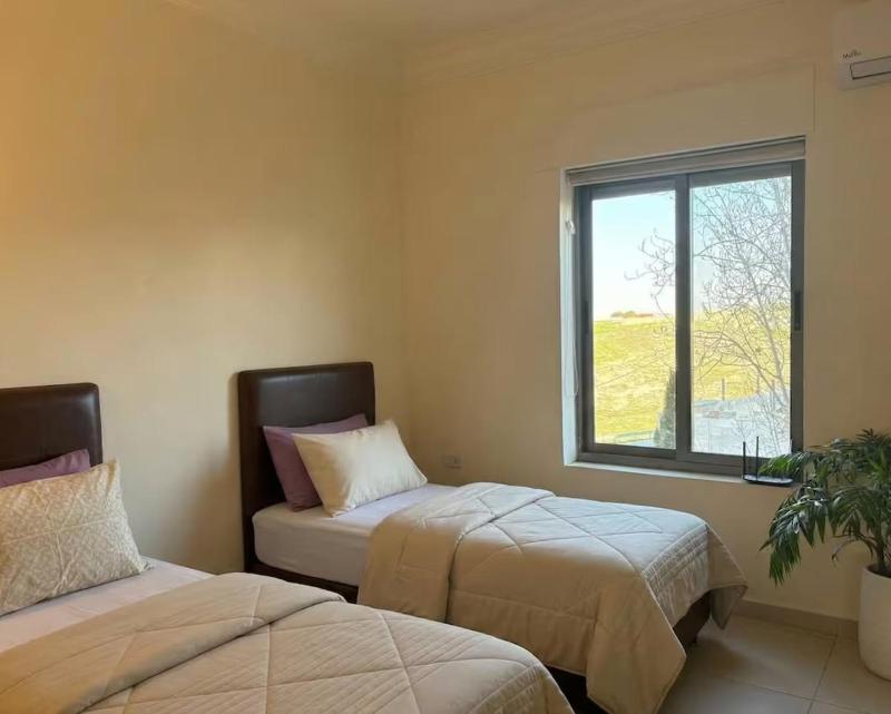 Home away from home with a Beautiful Balcony View 3 bedrooms 2 bathrooms - image 15