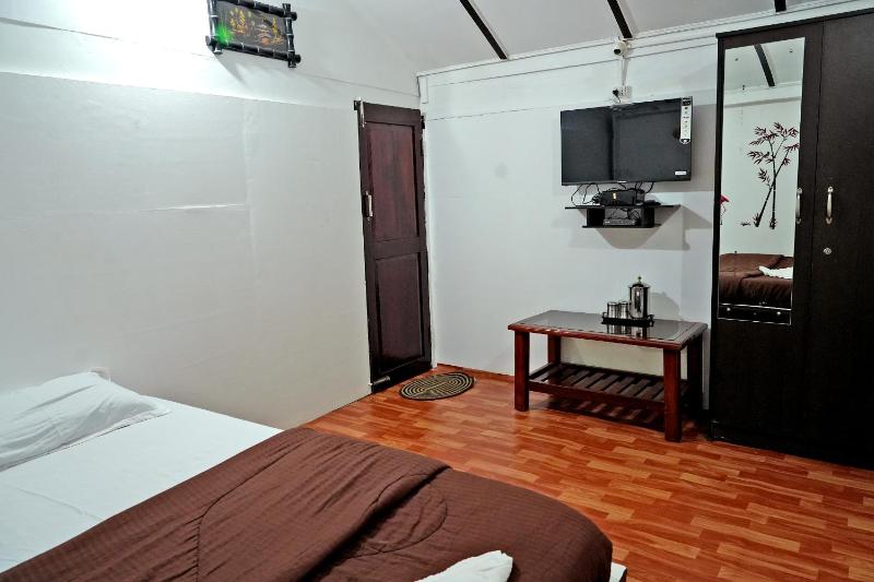 Jungle Greens Homestay - 150Y Old Coffee Estate Home Food Jungle Safari - image 50