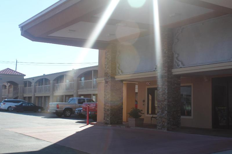 Americas Best Value Inn NRG Park Medical Center - image 13