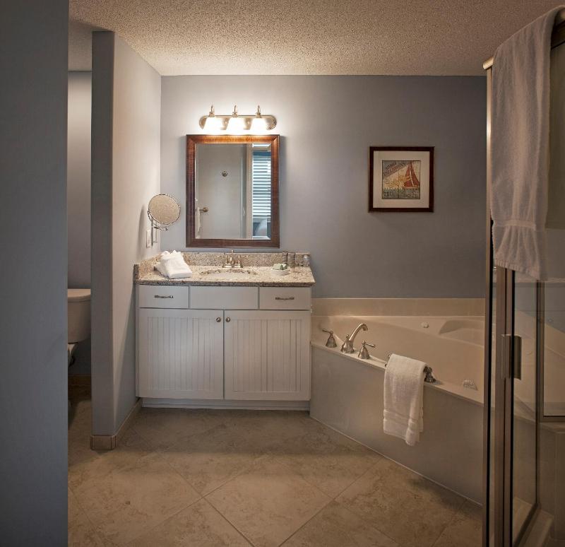 Three-Bedroom Villa image 2
