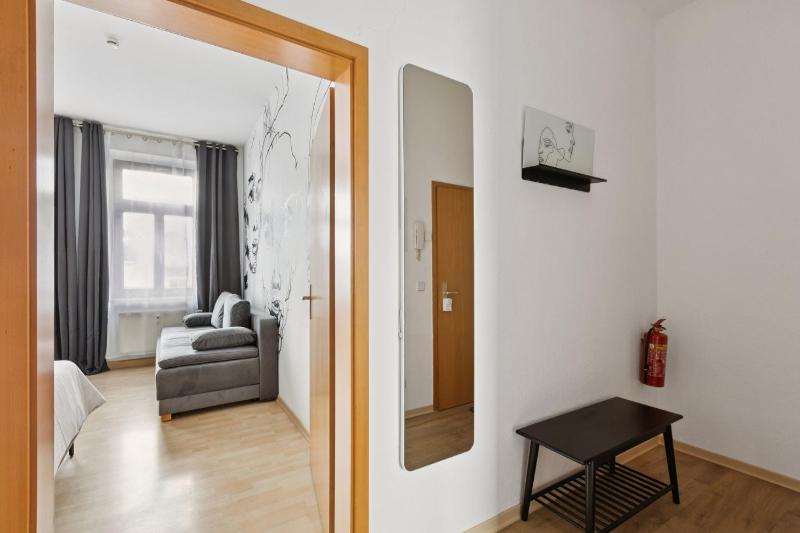 Arbio I Artistic Urban Loft for 6 - image 12