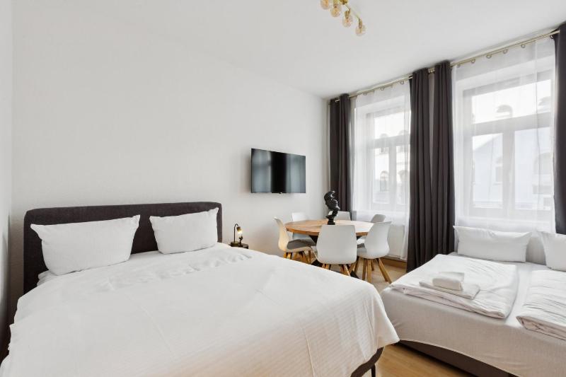 Arbio I Artistic Urban Loft for 6 - image 1