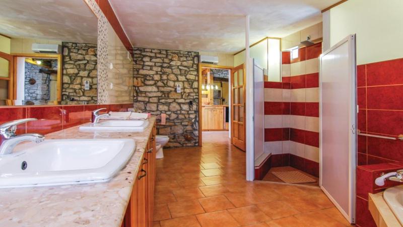 Old Stone House Vodnjan by Villas Guide - image 7