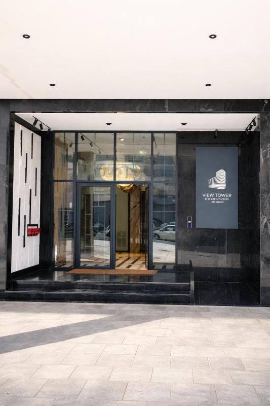 Stylish Apartment View Tower Residence Near to beach and Train station Private Parking - image 13
