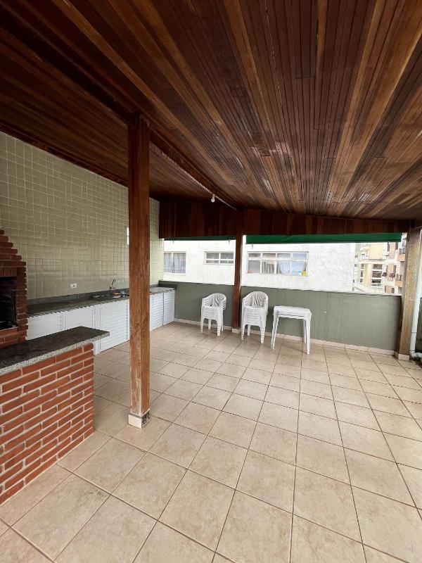 Comfortable Apartment 350 meters from the Beach in Guarujá - image 9