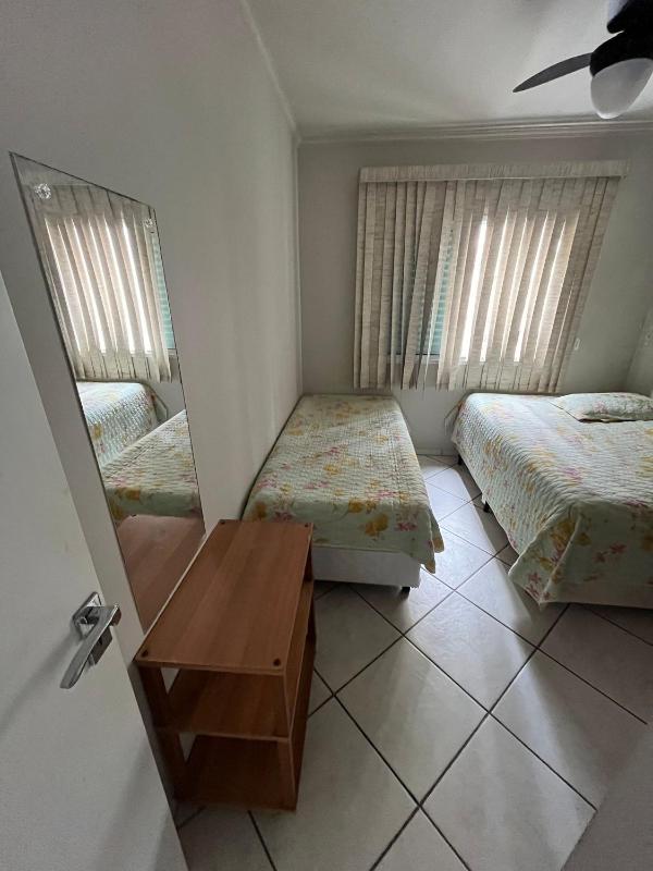 Comfortable Apartment 350 meters from the Beach in Guarujá - image 14