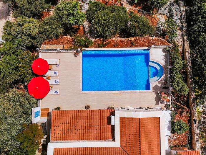 VILLA SCARLETT - image 17