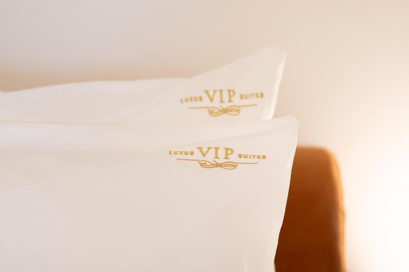 Luxus VIP Suite - image 11