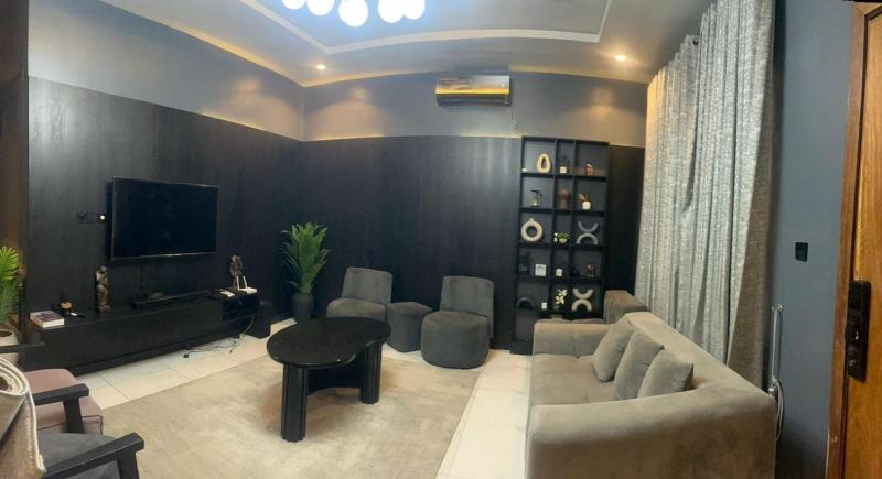 Exclusive Properties Lekki - image 8