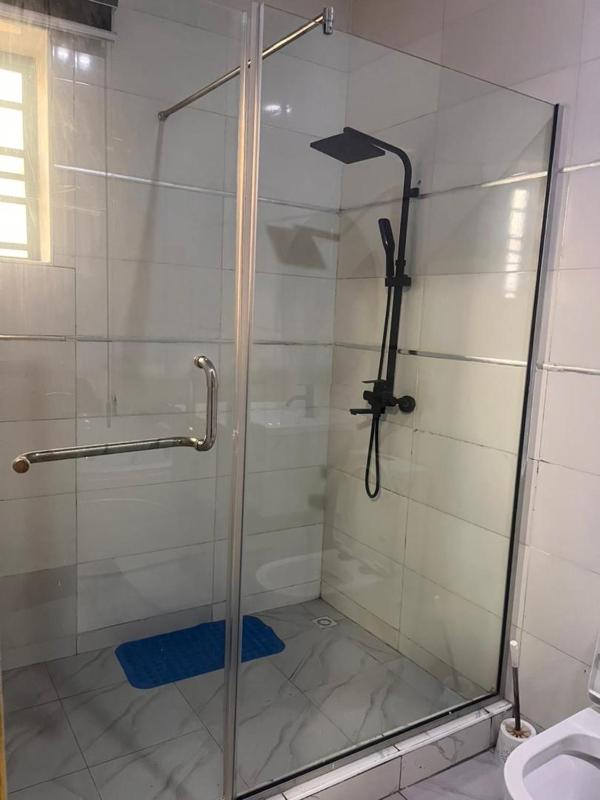 Exclusive Properties Lekki - image 7