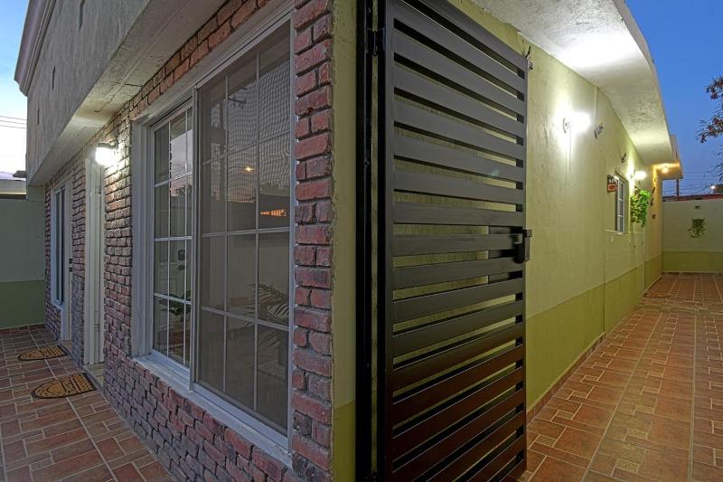 Elegante Suite Estudio y Tranquilo - image 7