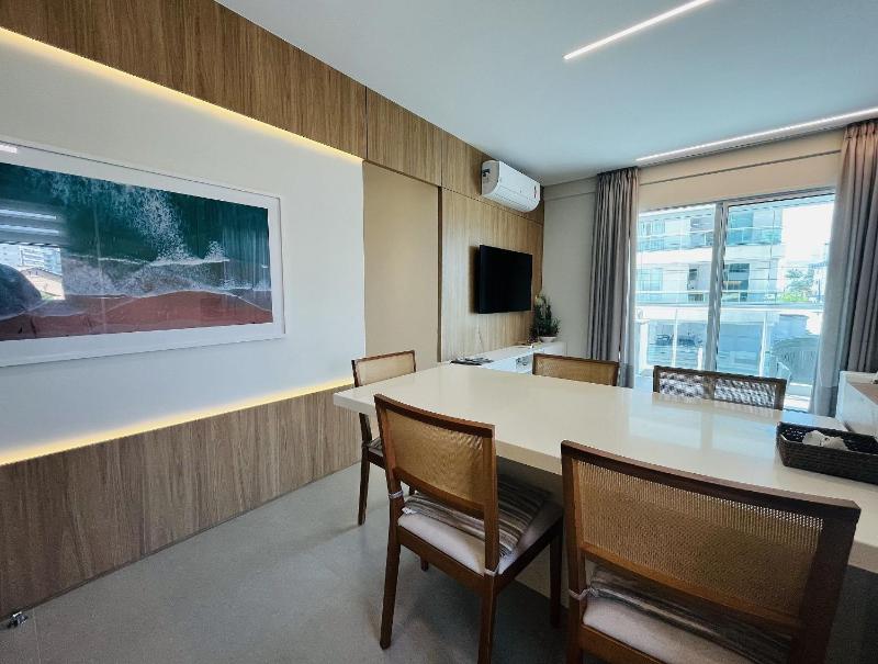 Residencial Cayman - Apartamento espaçoso a apenas 3 minutos da Praia de Palmas com ar-condicionado em todos os cômodos e sacada com vista para a rua. - image 14