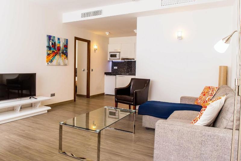 BLUESEA Dimona Suites - image 10