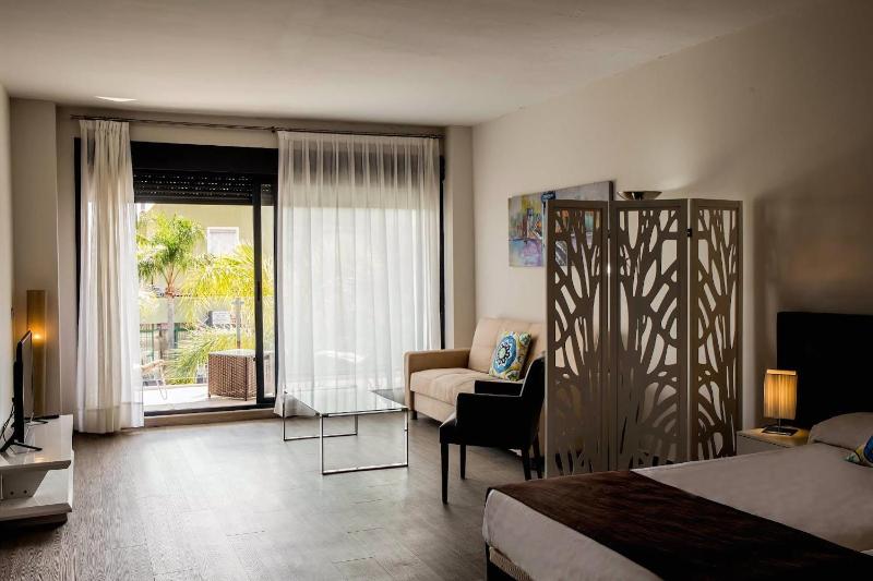 BLUESEA Dimona Suites - image 19