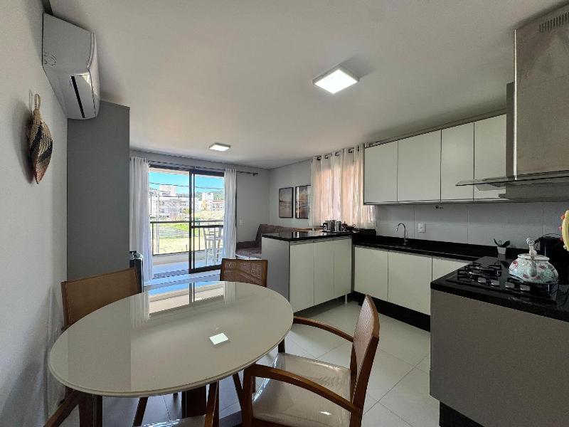 Quinta do Arvoredo – Apartamento confortável na Praia de Palmas com dois dormitórios incluindo uma suíte a 500 metros do mar. - image 10
