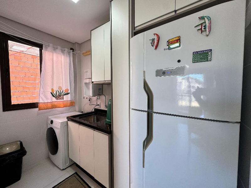 Quinta do Arvoredo – Apartamento confortável na Praia de Palmas com dois dormitórios incluindo uma suíte a 500 metros do mar. - image 7