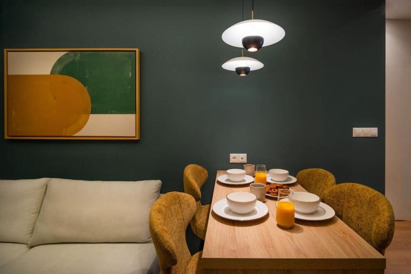 Modern Urban 2BR Petralona Metro Stay - image 15