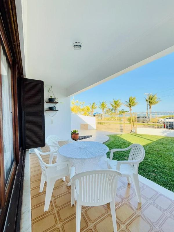 Casa à beira mar na Praia da Villa - image 17