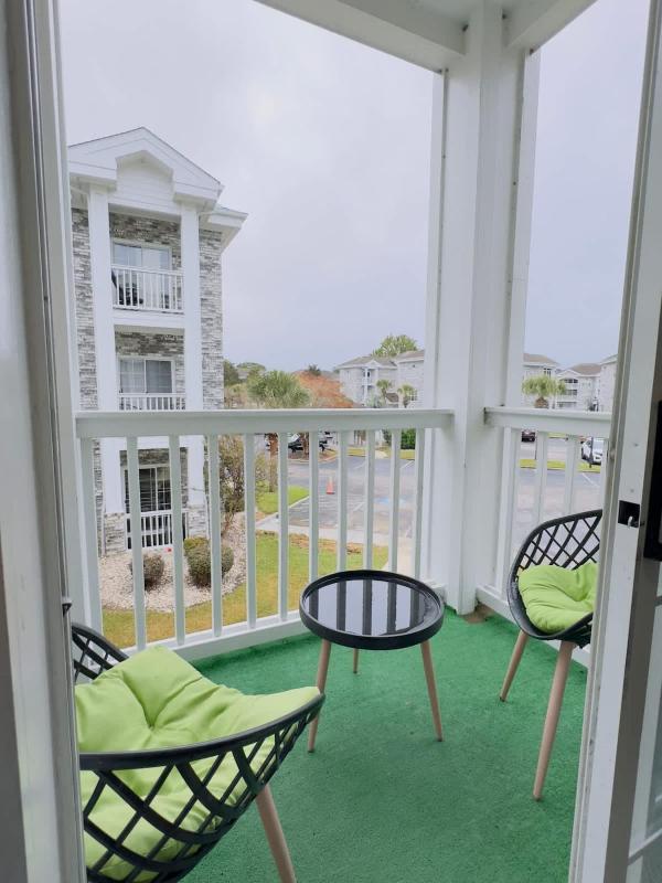 Cozy 1BR Getaway with King Bed Near Beach - image 24