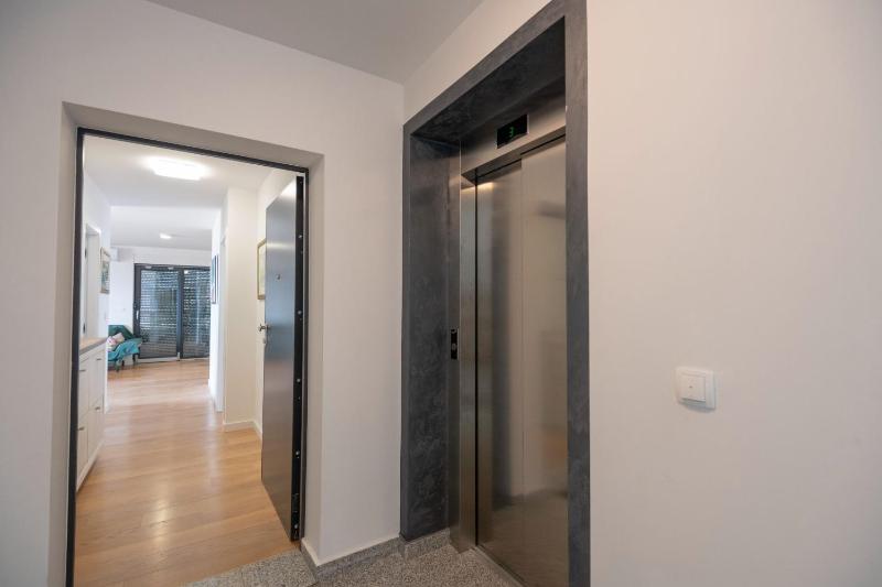 Apartment Makarska 18 - image 10