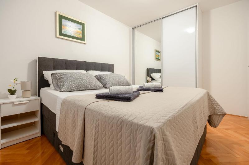 Apartment Makarska 29 - image 25