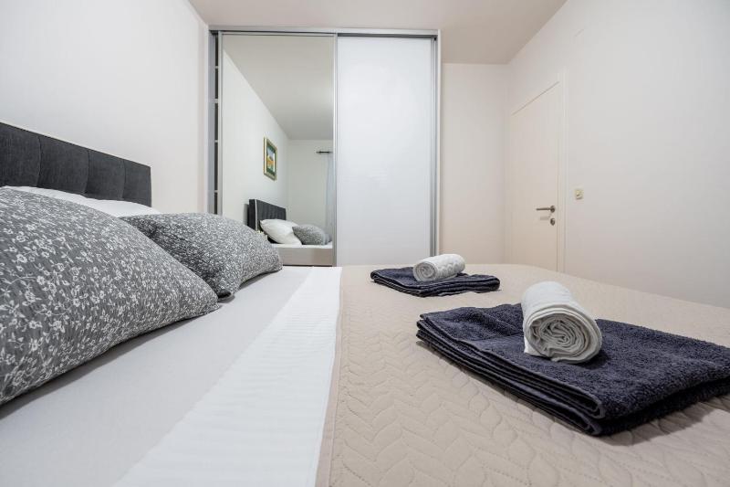 Apartment Makarska 29 - image 23
